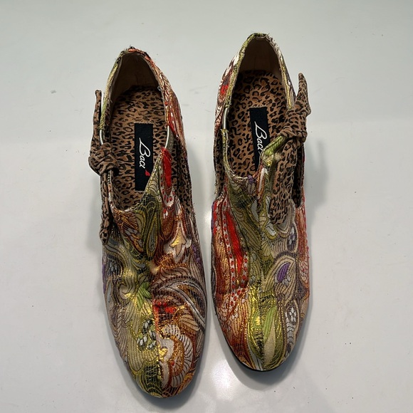 Booties - fabric (not leather). Cute, colourful and fun. - Picture 2 of 4